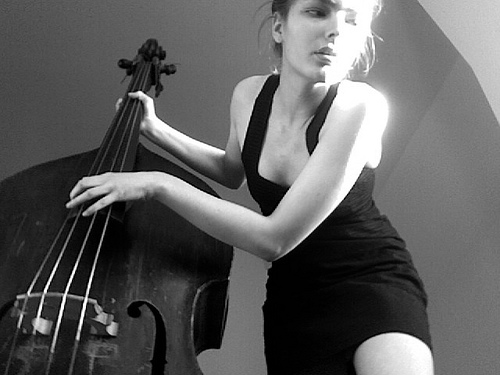 Ana & the bass